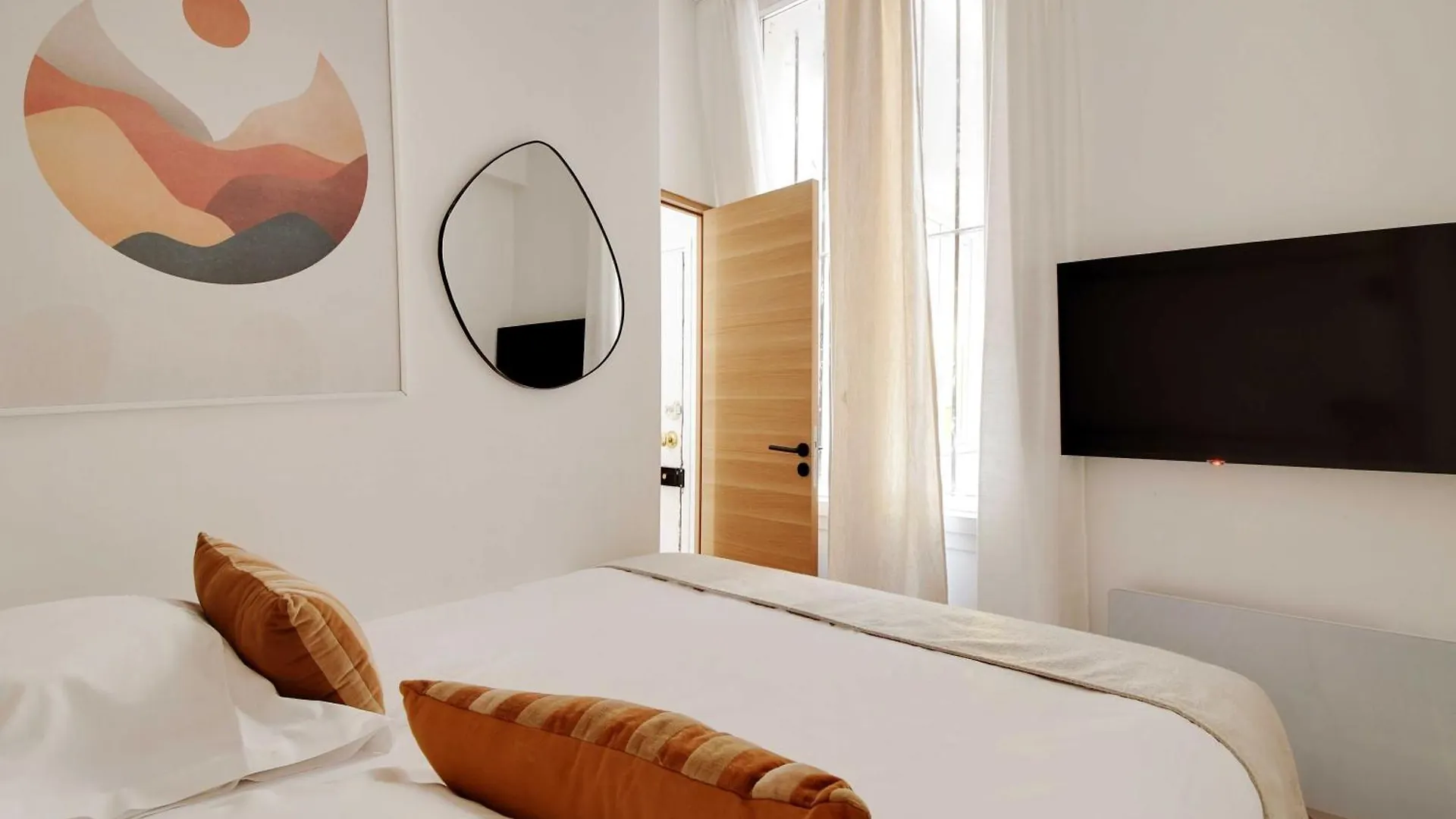 Welcoming Apartment - 1Br-4P - Sentier Paris 0*,  France