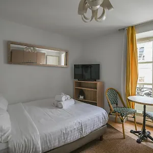 French Typical Appartement